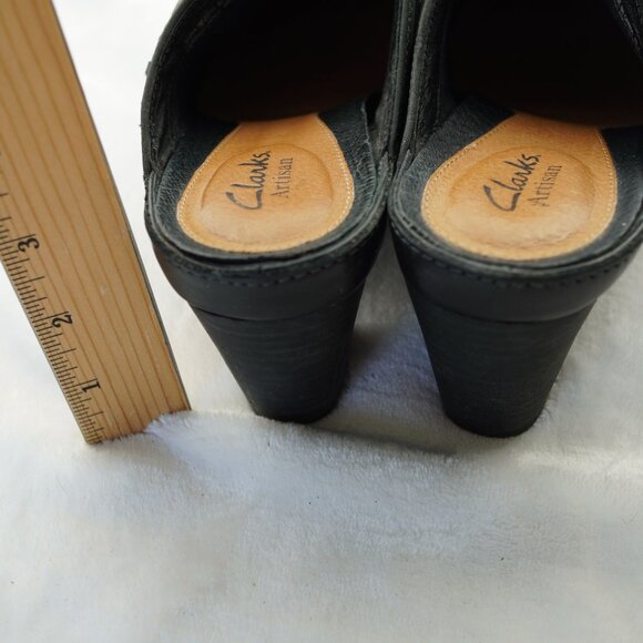 Clarks Artisan Black Leather Mule Heels 7M Buckle Slip-On Comfort Block Heel - Picture 8 of 10